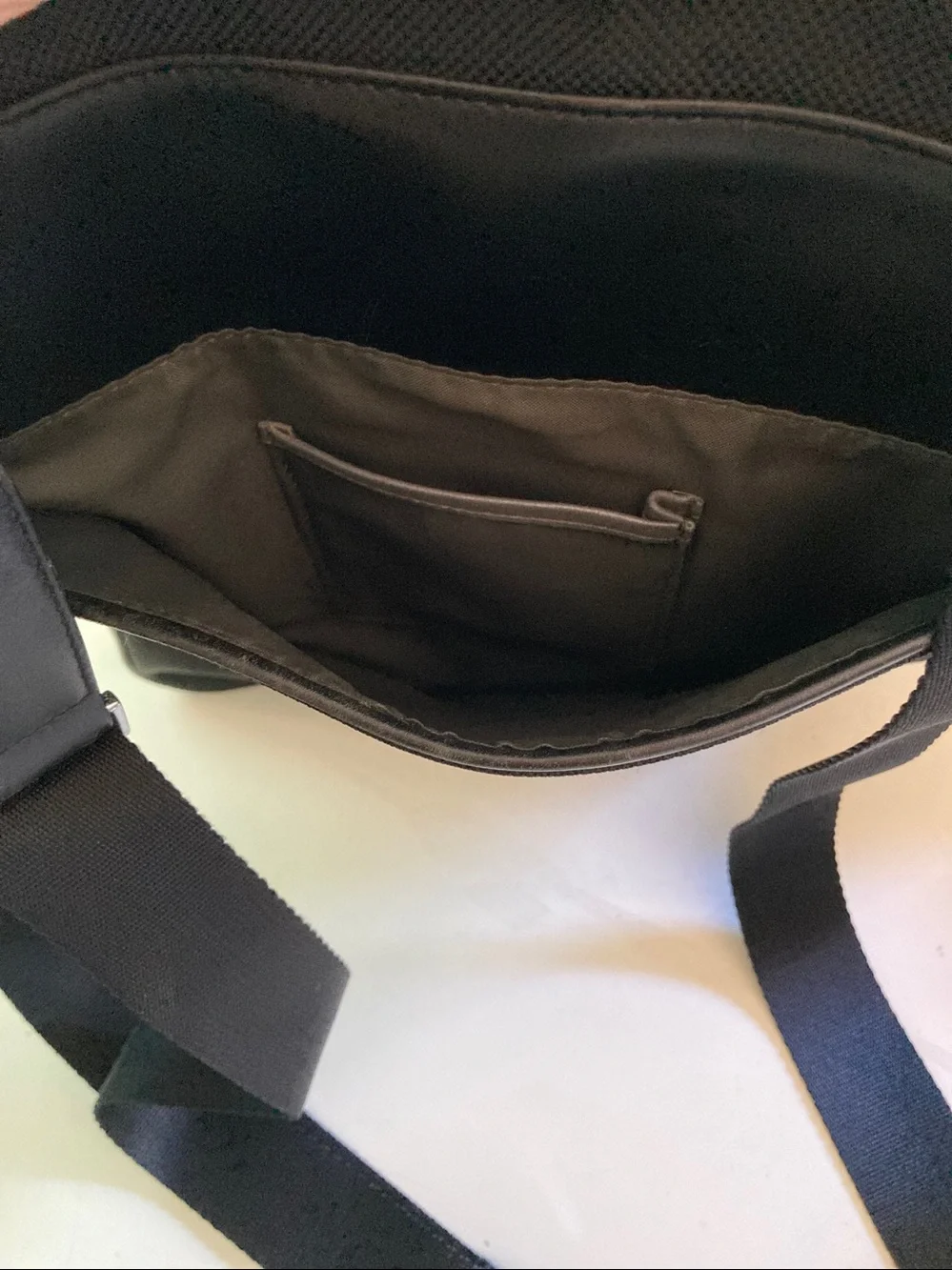 Tumi Alpha 3 LXT Messenger Crossbody Black Nylon & Leather Tech Laptop Bag
